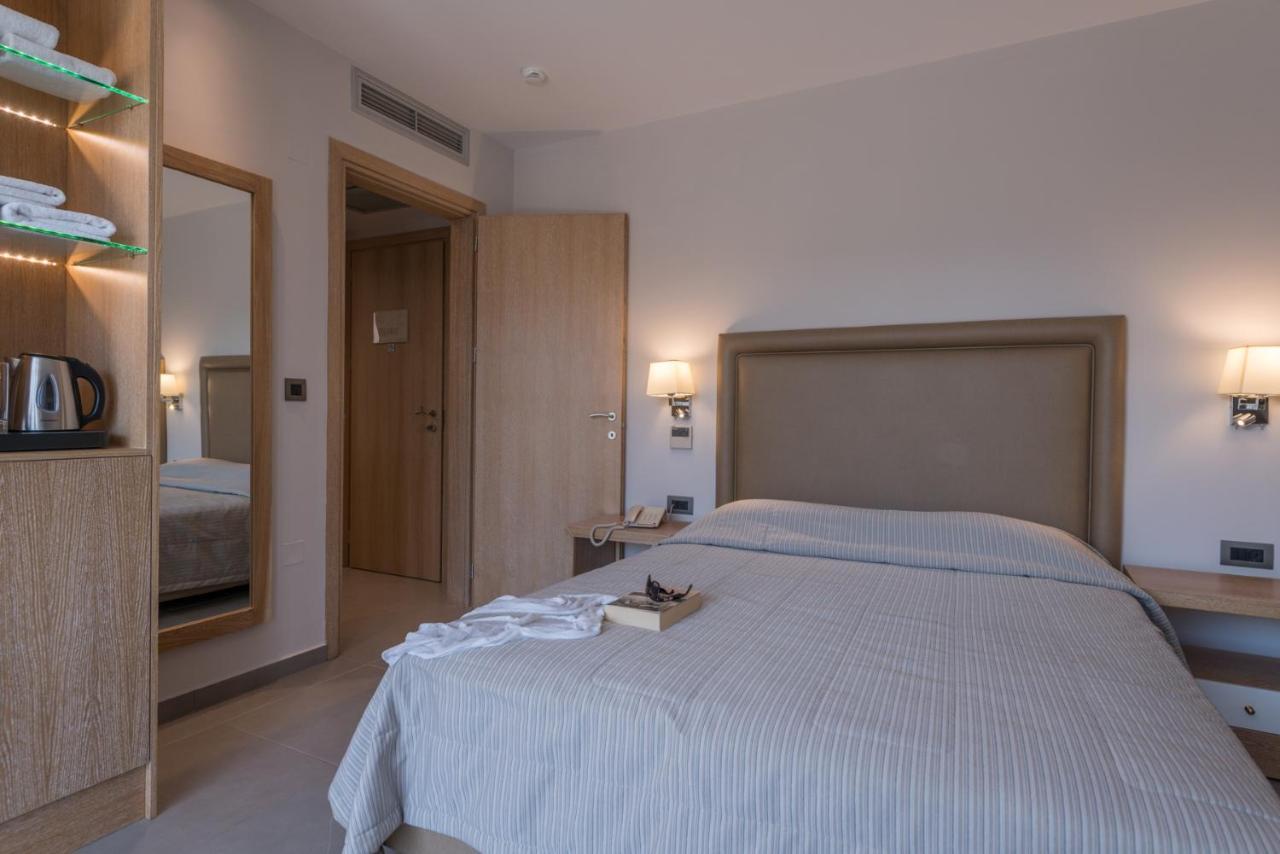 Cactus Beach Hotel Stalida Bagian luar foto